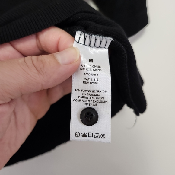 DYNAMITE | Black Ribbed Cropped Short Sleeve Top Medium - Picture 4 of 7